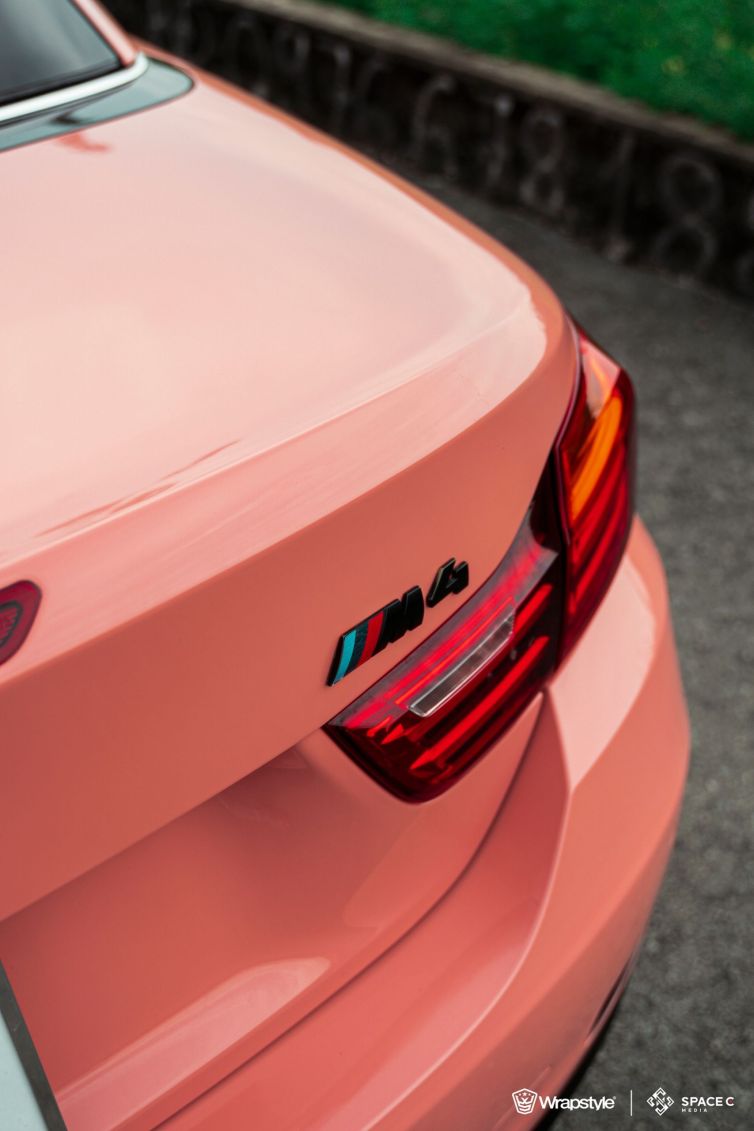 BMW - Pink wrapping (10)