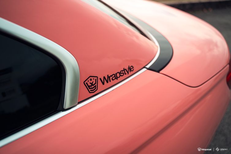 BMW - Pink wrapping (9)
