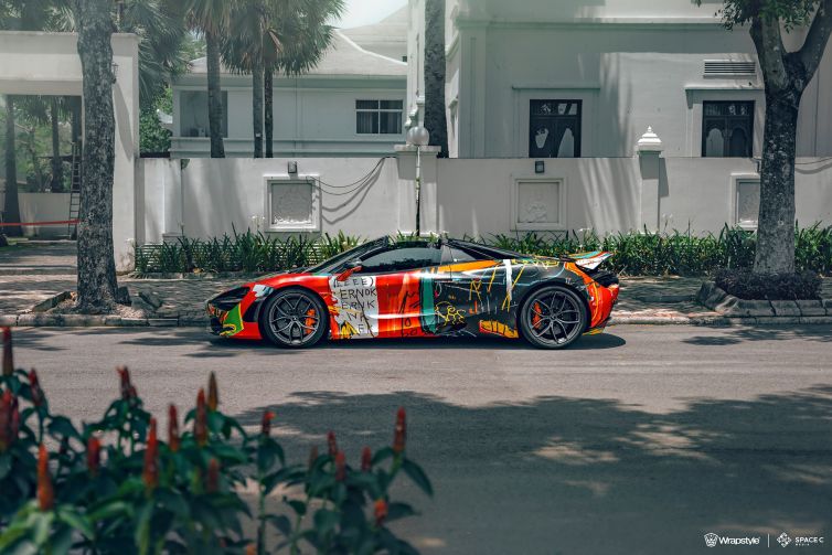 McLaren 720S Spider - Art Car Wrapping (5)