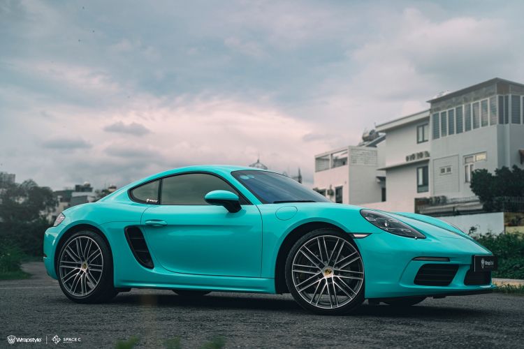 Porsche 718 - Turquoise Dream color (6)