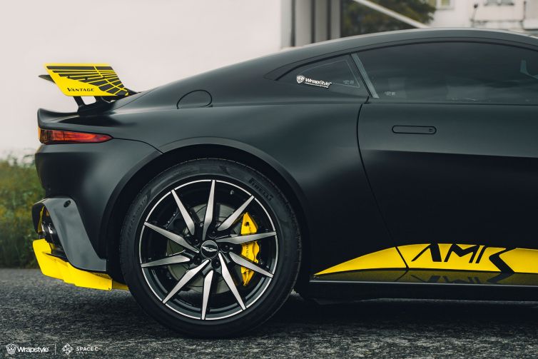 Aston Martin Vantage Custom wrapping (11)