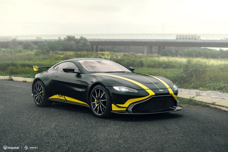Aston Martin Vantage Custom wrapping (3)
