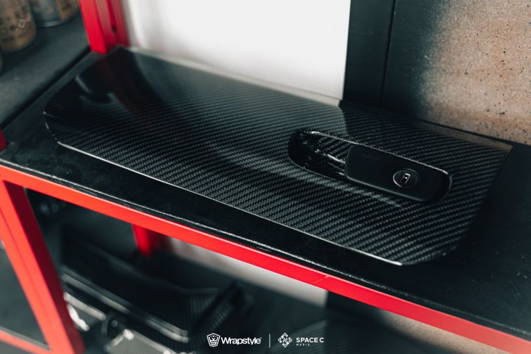Lamborghini-Aventador-SG-Roadster-Bespoke-by-WrapStyle-Viet-Nam82-2