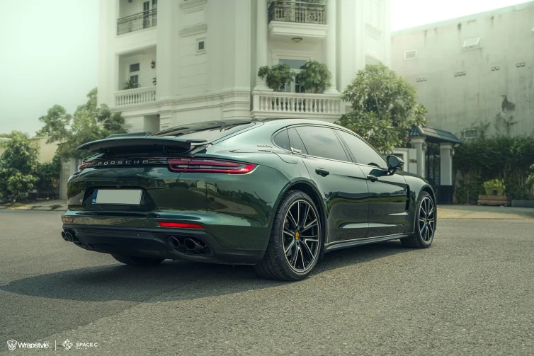 Porsche Panamera - Midnight Green Wrapping (2)
