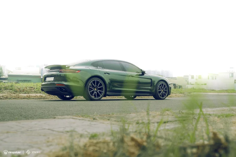 Porsche Panamera - Midnight Green Wrapping (6)