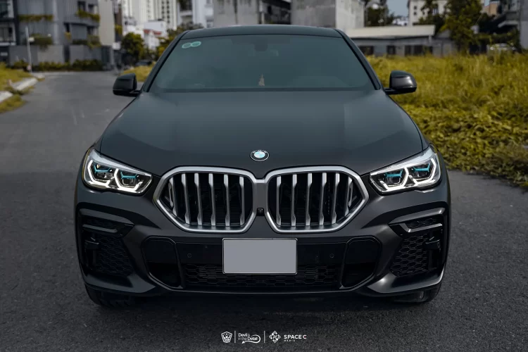 BMW X6 - Satin Black Wrapping (12)