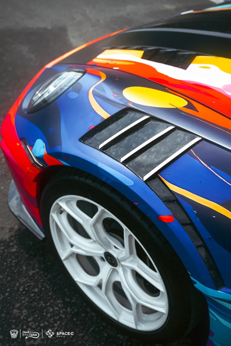 Porsche 911 colorful wrap (7)