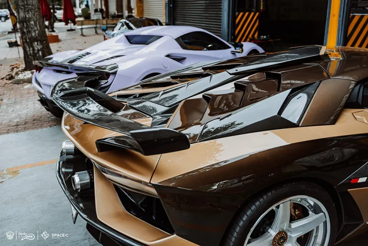Lamborghini SVX Landing Page bodykit 3